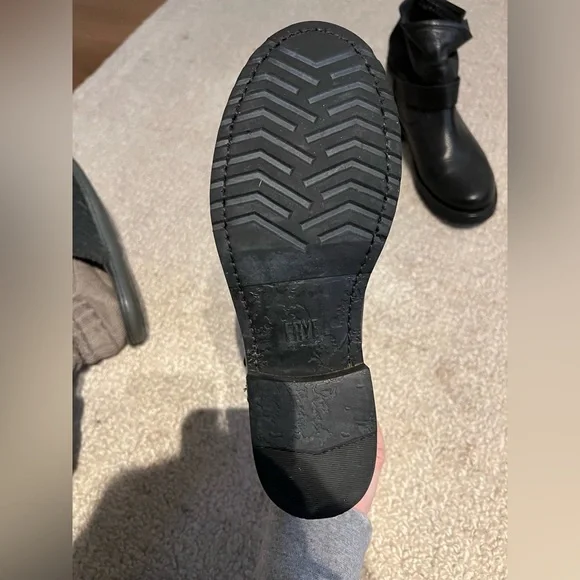 Frye Veronica Booties SIZE 6.5 - Picture 5 of 5